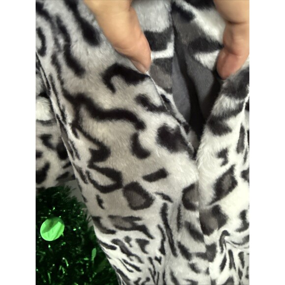 Dennis Basso Animal Print Reversible Coat - Picture 3 of 10